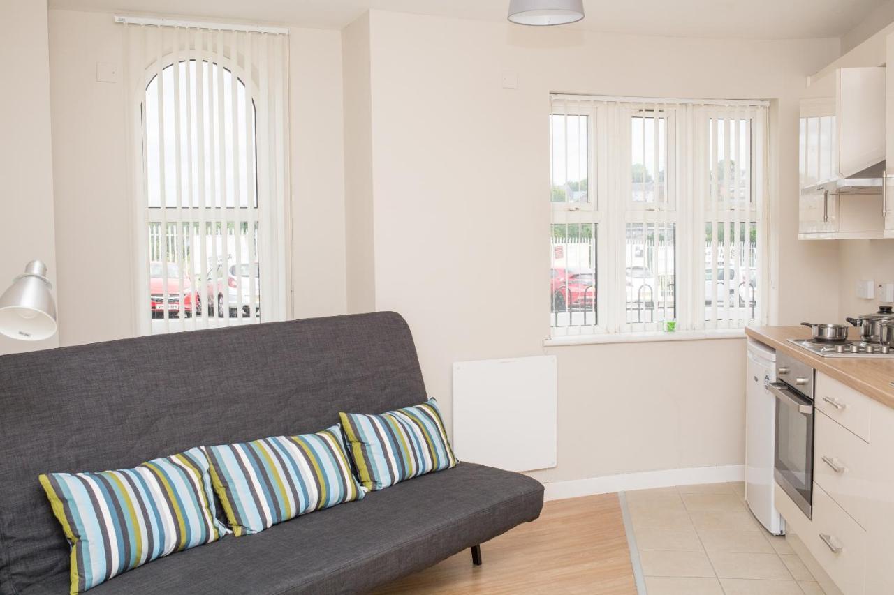 Pg Mcquaid Suite Dungannon Exterior foto